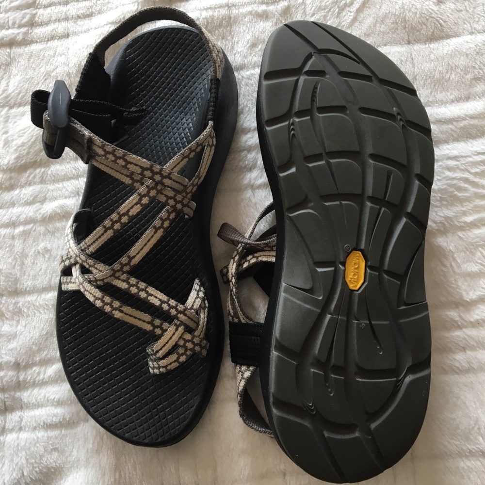 Chacos gray and off white, size 7-7.5 NEW